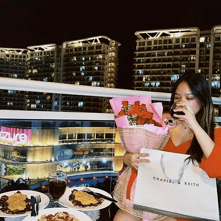 Le Boom'S Staycation